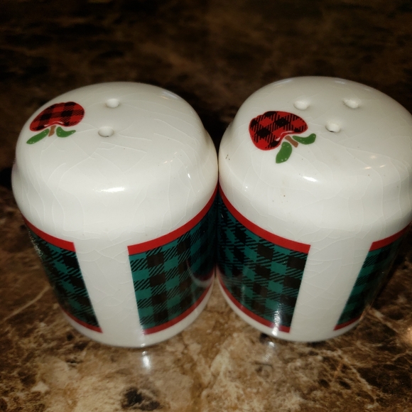 Vintage Collectible Salt and pepper bundle - Picture 7 of 8
